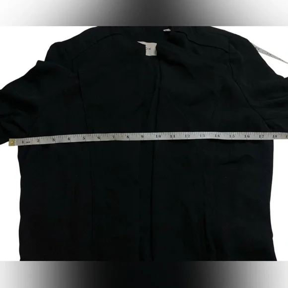 Aritzia Babaton - Flowy Trench Coat - Picture 12 of 15